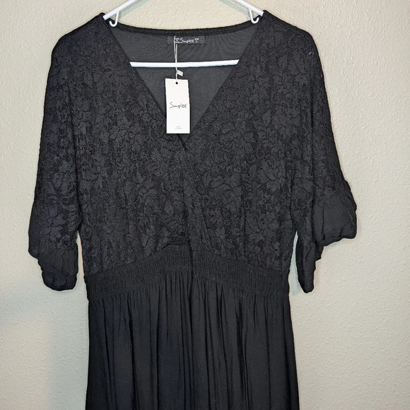 NWT Simplee Long Black Dress Size Large with Bell Sleeves and Lace accents - Picture 2 of 10